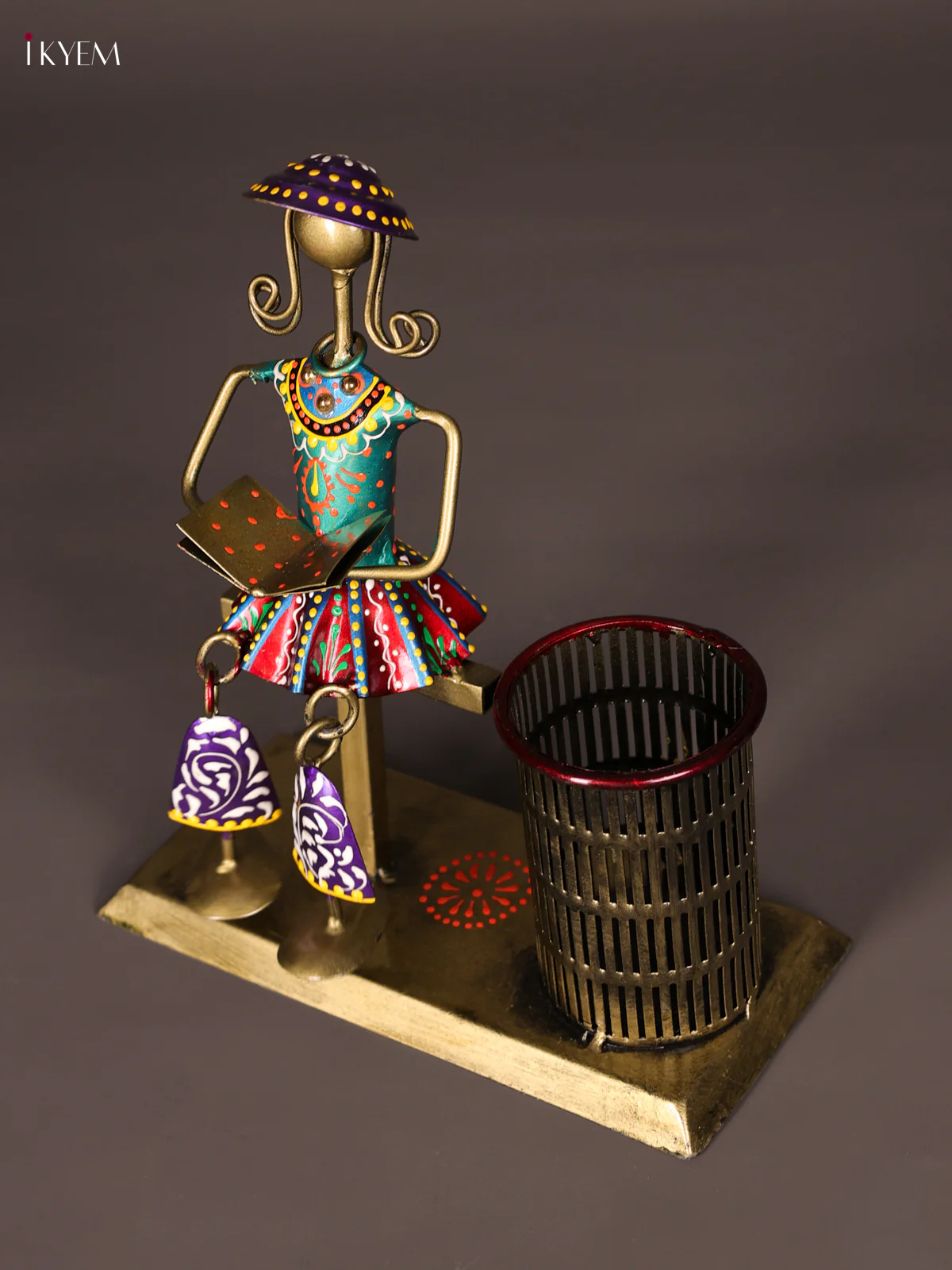 Metal Sitting Doll With Pen Stand-KEE28006 - Image 5
