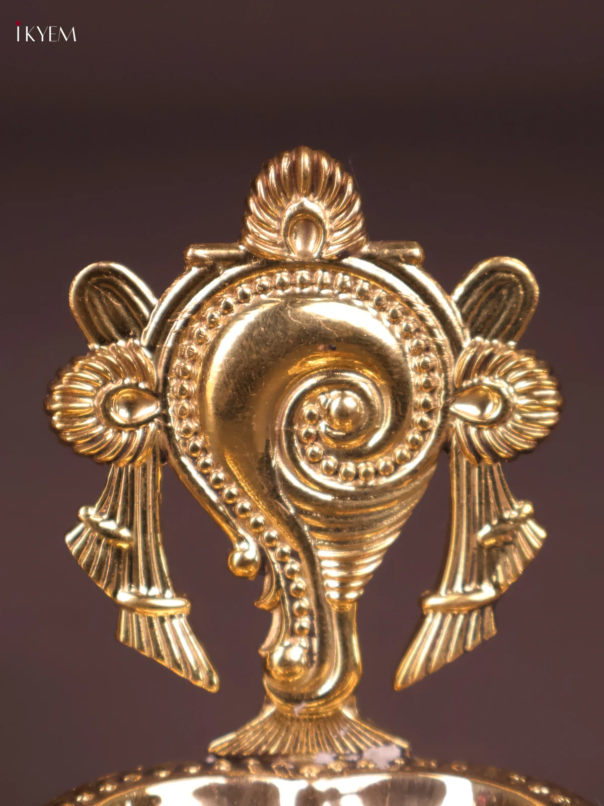 Brass Shank Chakram Diya Set (4 inch)-KEF10035 - Image 3
