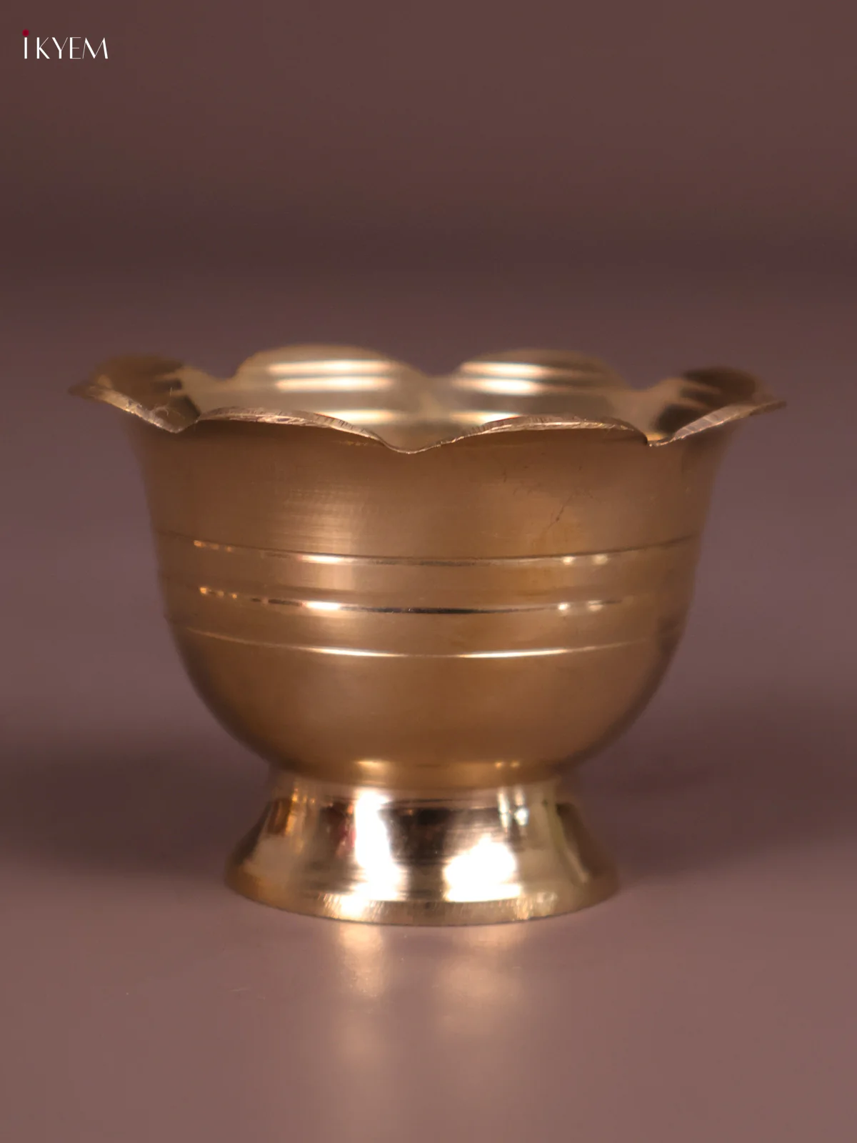 Brass Lotus Chandan Cup 2Inch-KEF10063