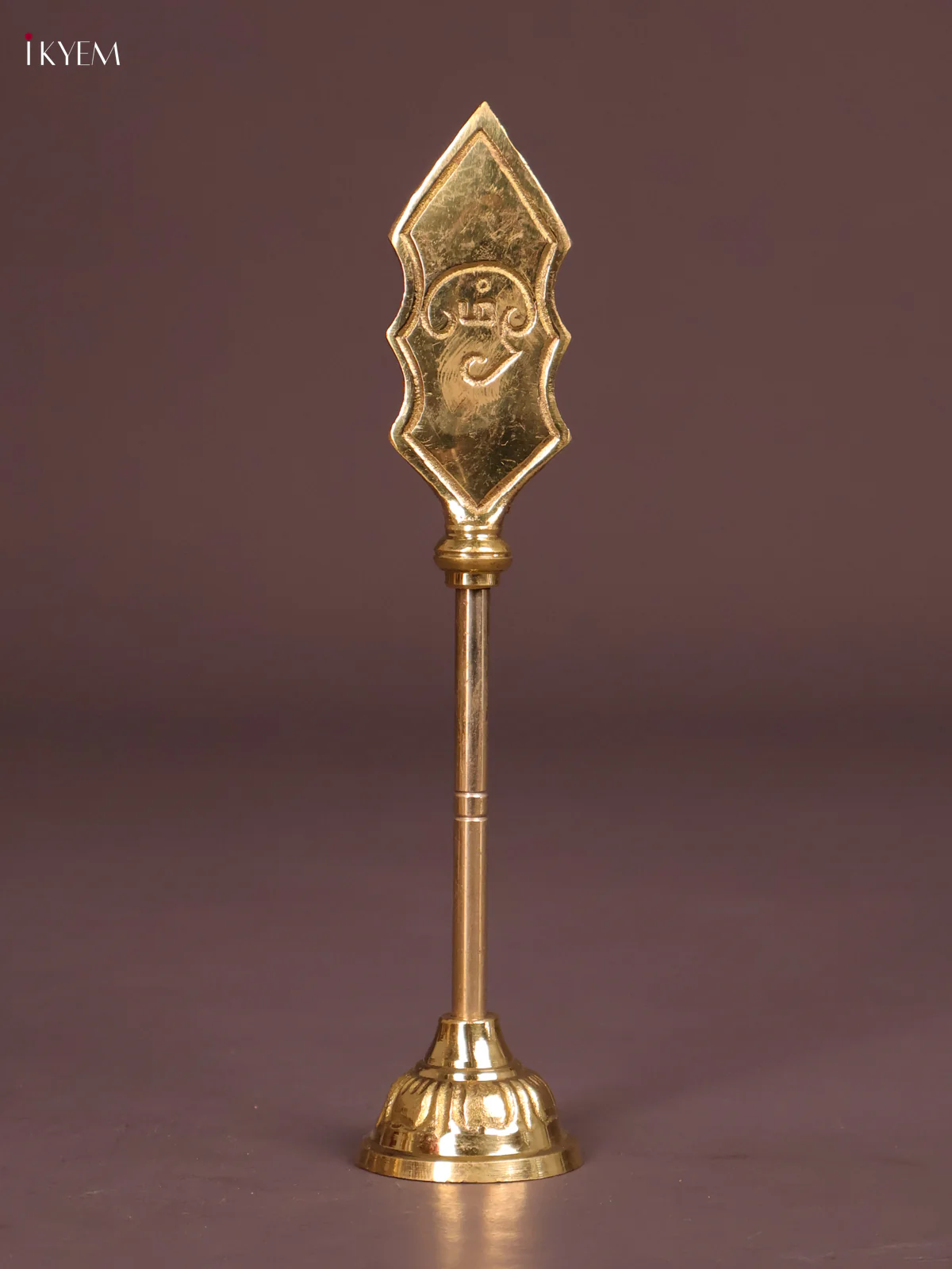 Murugar Vajravel With Base 4.5 inch-KEF10126