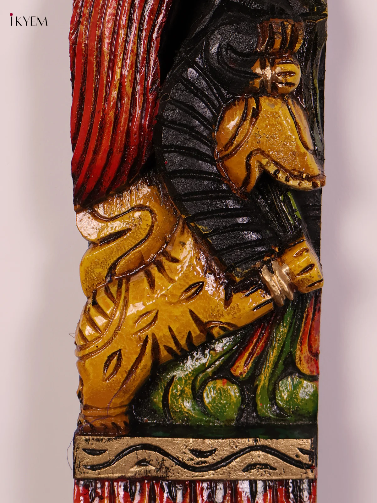 Wooden Hand Carved Painted Parrot with Yali Verticles Set (24x4)-KEF20049 - Image 3
