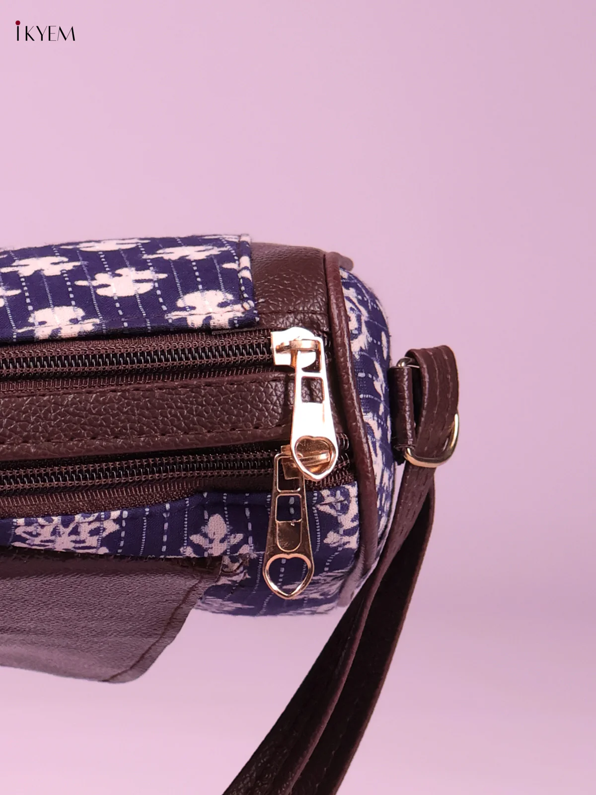 Printed Sling Bag -Blue&White-KEG02017 - Image 3
