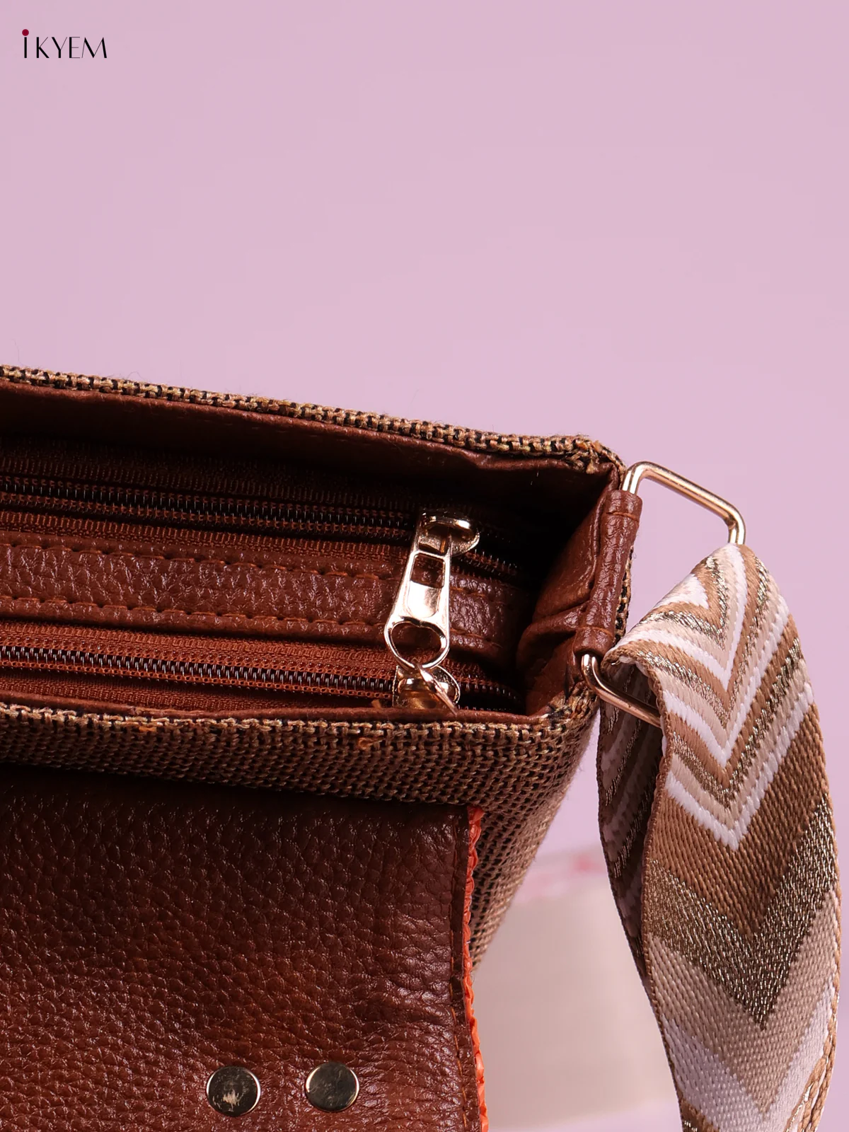 Printed Sling Bag -Sandle-KEG02166 - Image 3