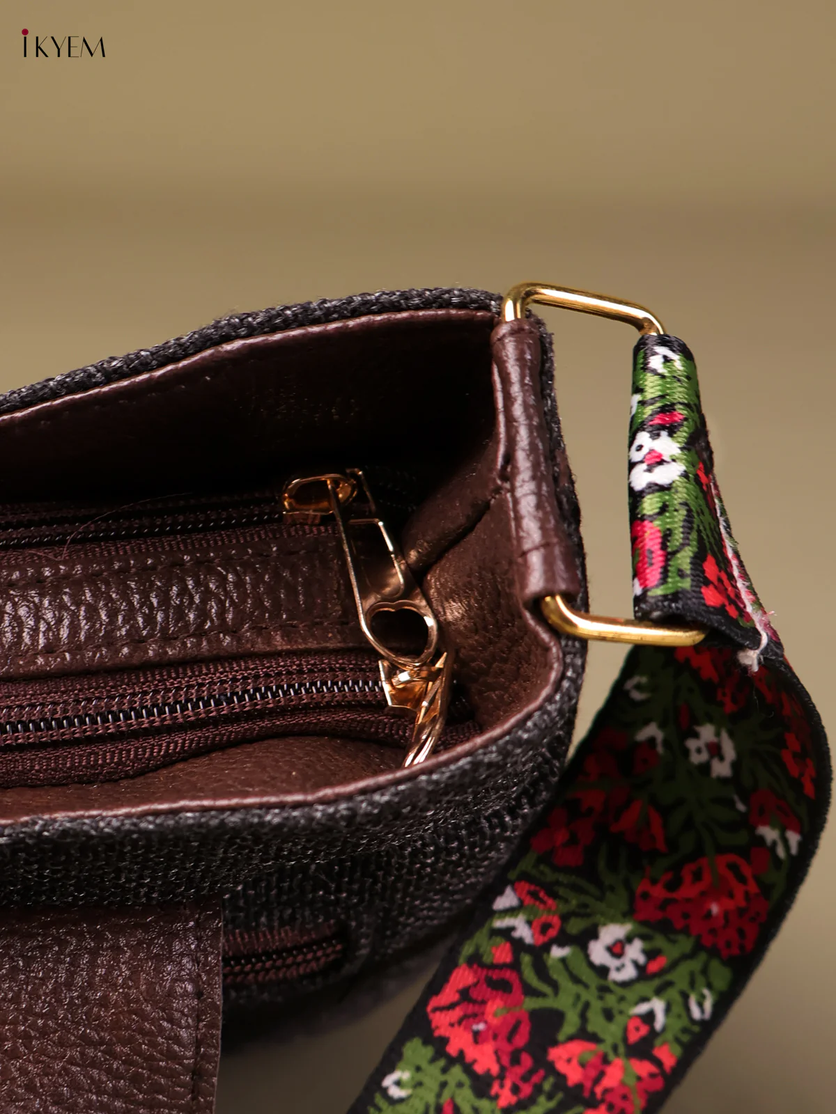 Floral Printed Sling Bag-Black-KEG04036 - Image 3