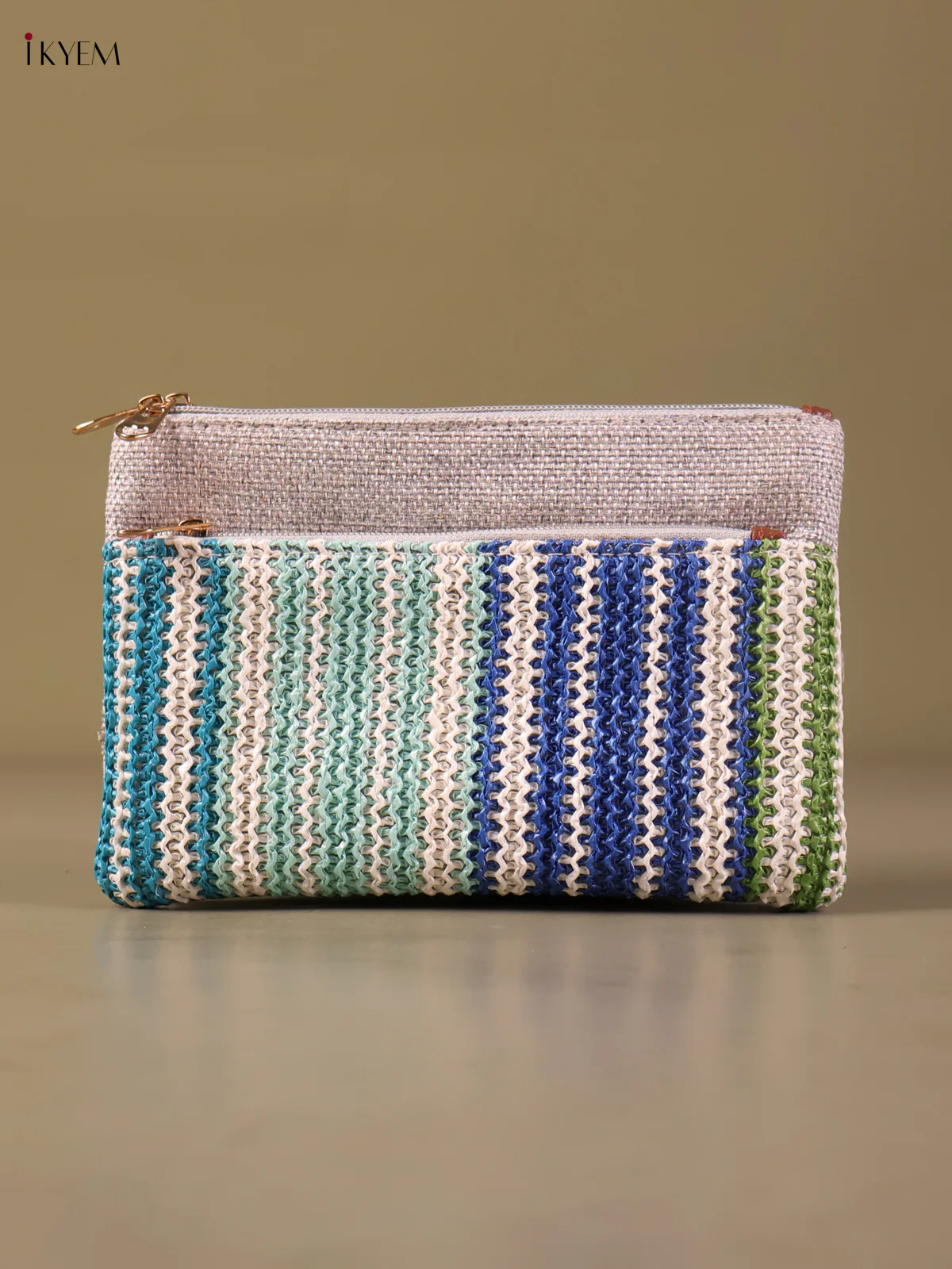 Pouches & Purses