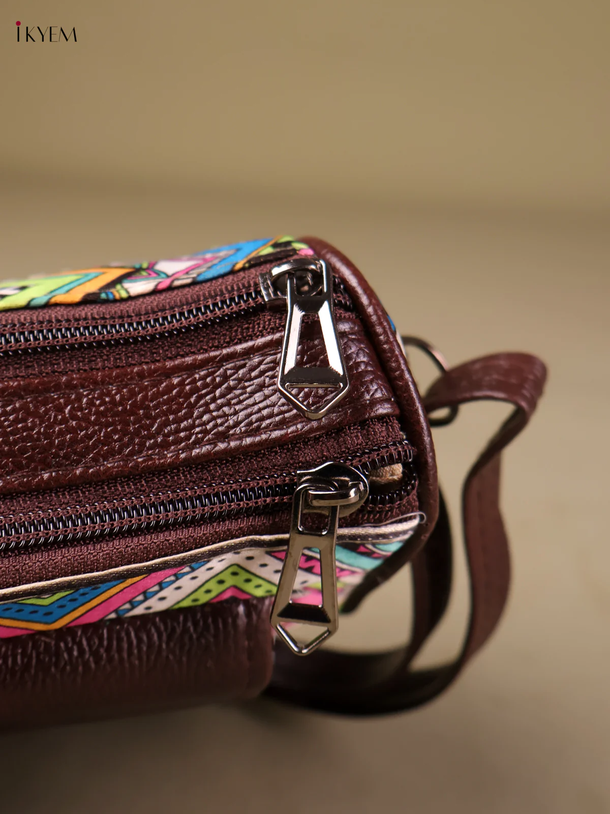 Printed Sling Bag -Multi Color-KEG04134 - Image 3