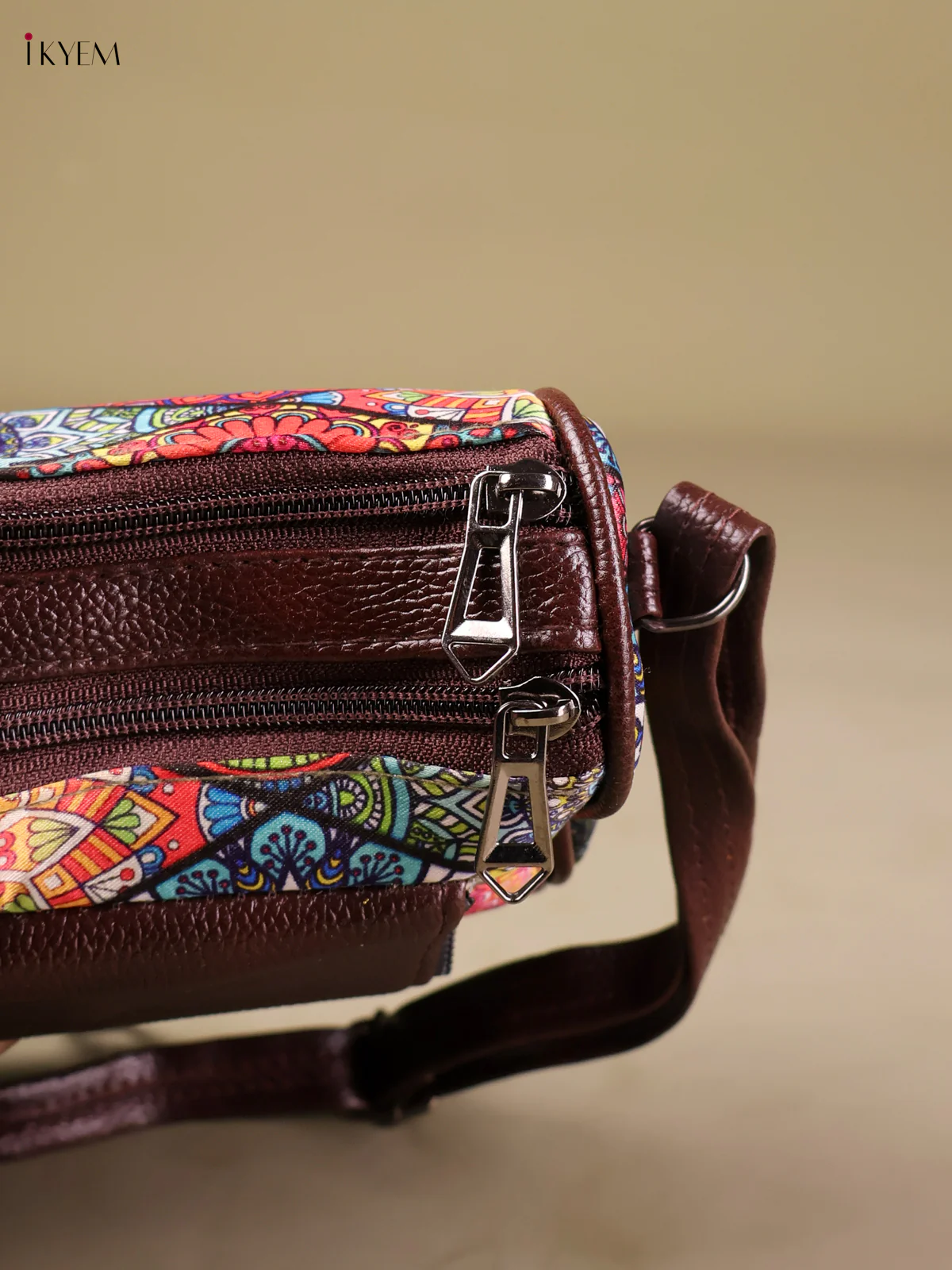 Printed Sling Bag -Multi Color-KEG04142 - Image 3