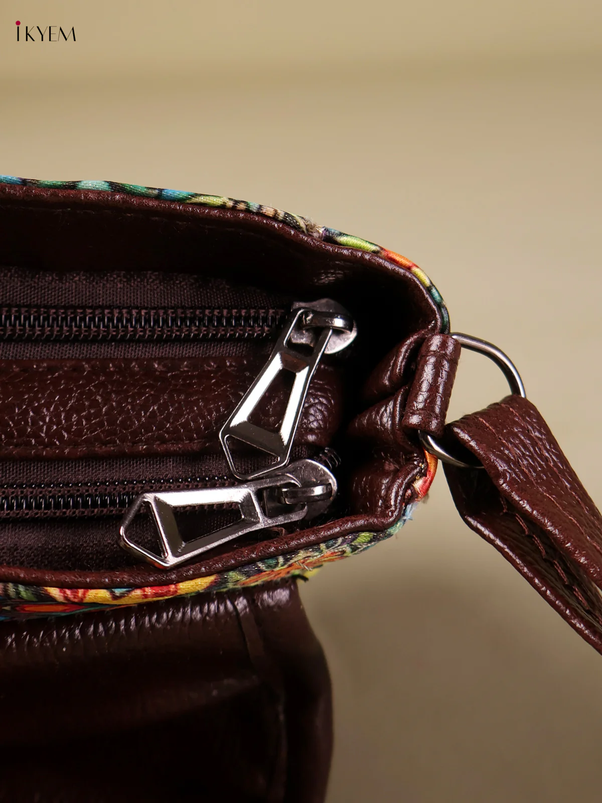 Printed Sling Bag -Multi Color-KEG04146 - Image 3