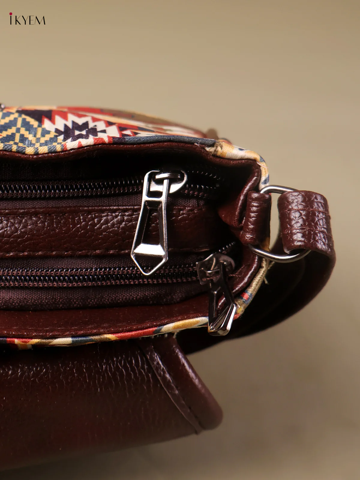 Printed Sling Bag -Multi Color-KEG04152 - Image 3