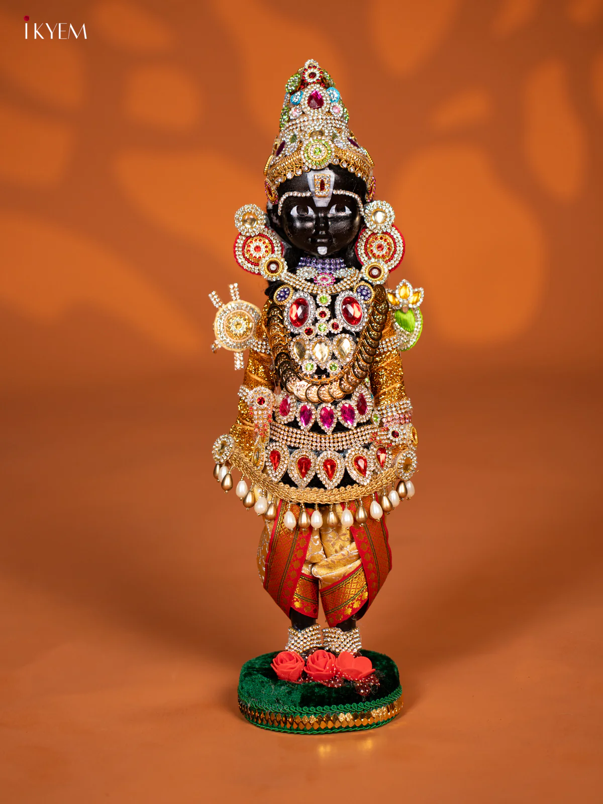 Venkatesa Perumal - Golu Display Doll - Red & Green Base - KF04135
