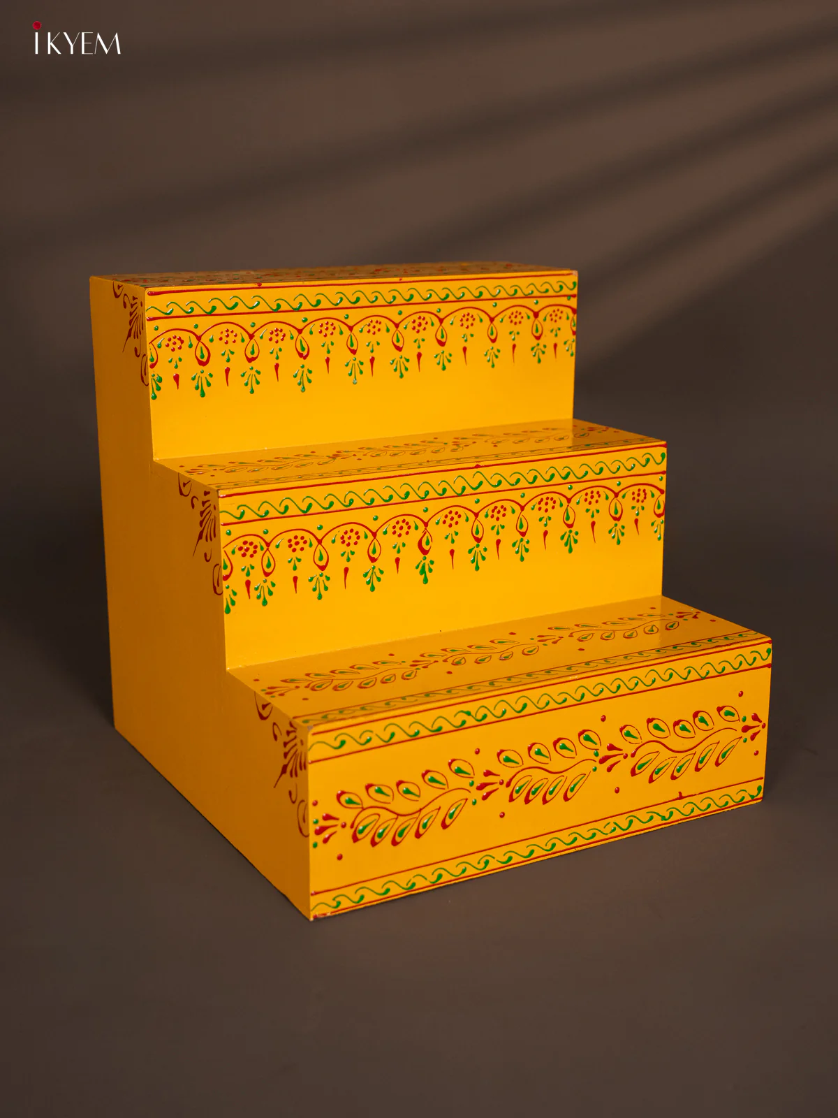 WOODEN HAND PAINTED 3-STEP GOLU PADI - YELLOW - LEAF - KF11181 - Image 2