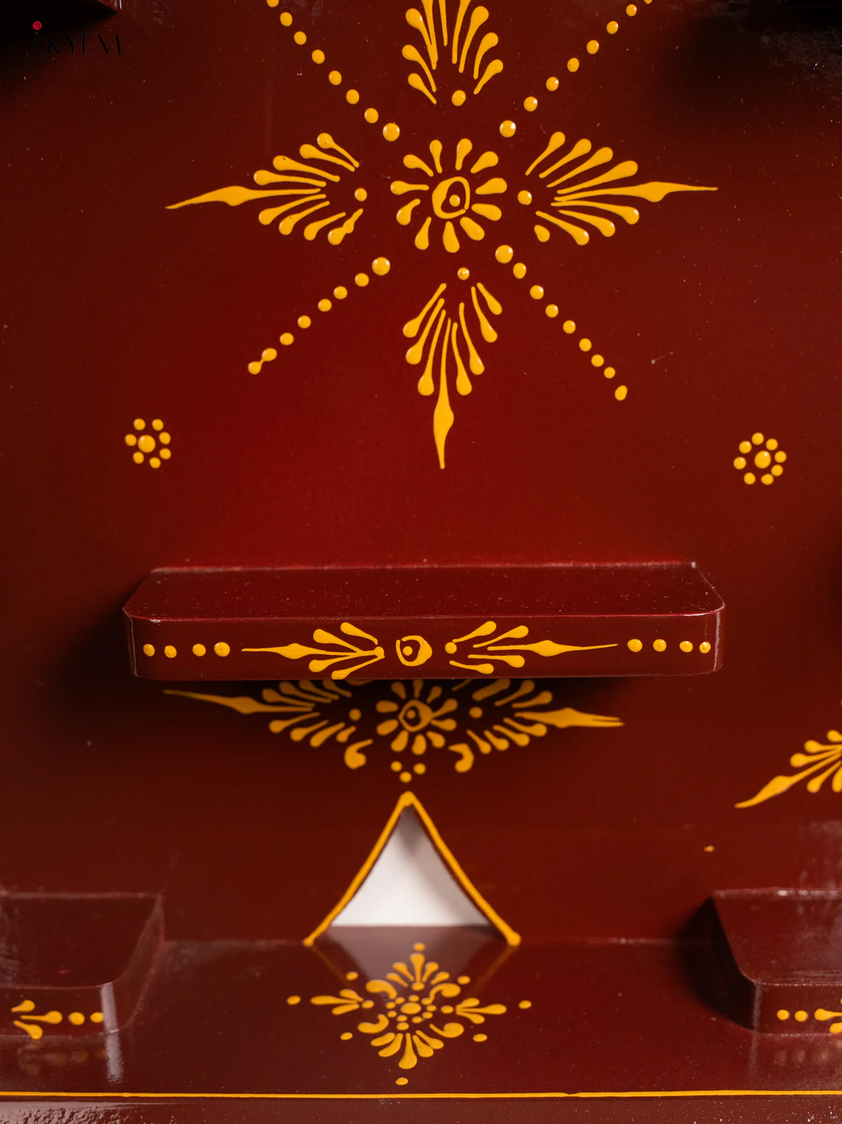 Lotus Wooden Hand Painted Wall Shelf - Brown - 20 Inches - KF11189 - Image 4