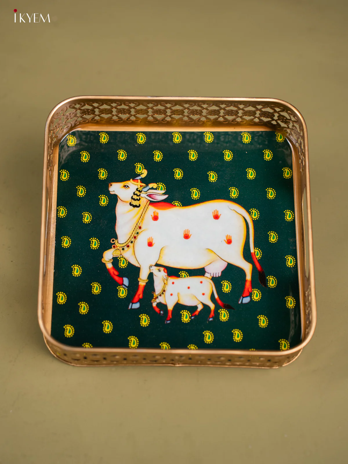 Cow & Calf Printed Dark Green Square Metal tray - KF24173 - Image 4