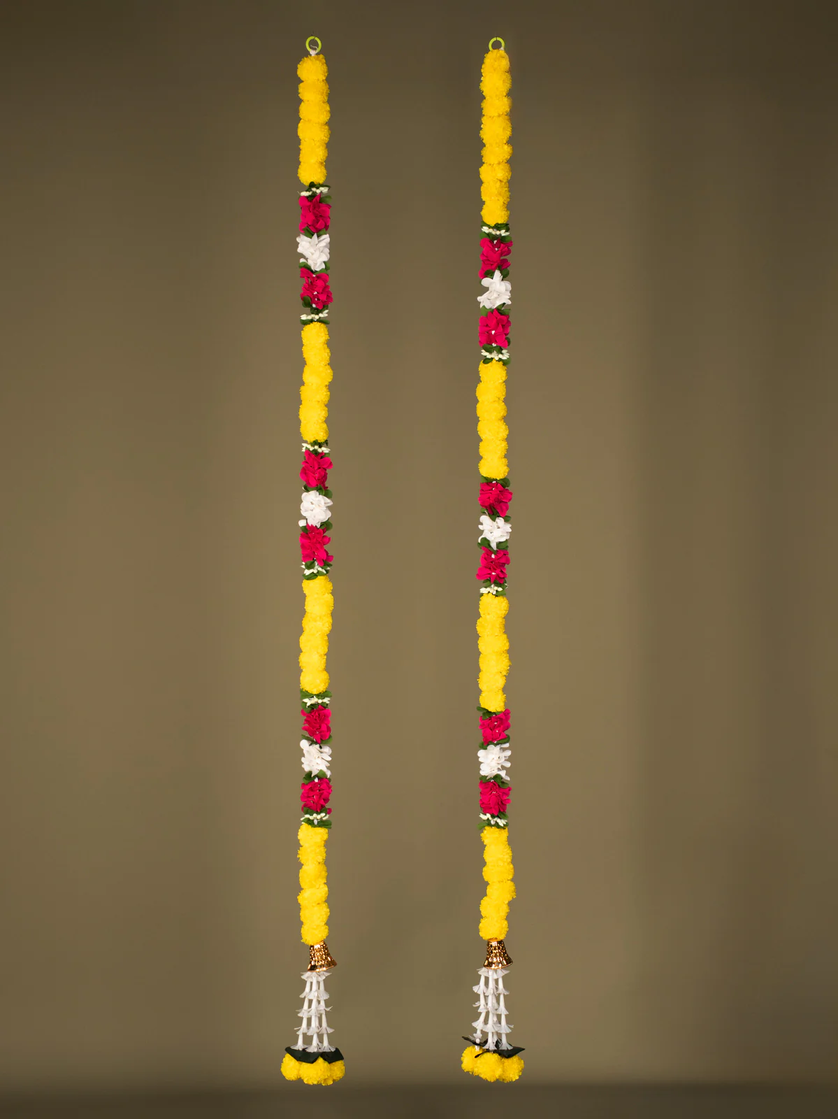 Artificial flowers Toran - Dark pink with yellow - 62 Inch - KG04119