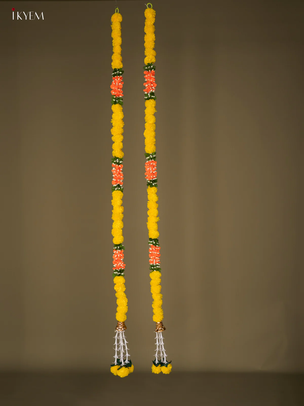 Artificial flowers Toran - orange with yellow - 58 Inch - KG04129