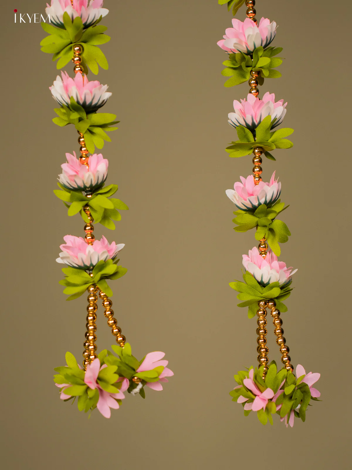 Artificial flowers Toran - White with light pink - 60 Inch - KG04143 - Image 4
