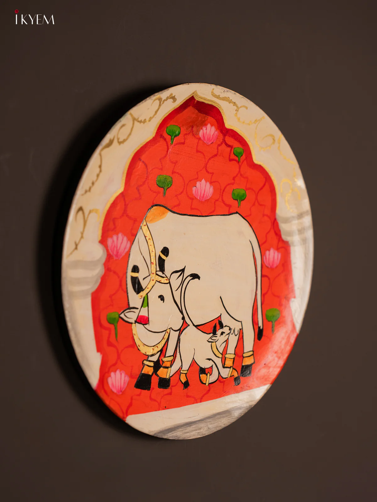 Wooden Hand painted Wall hanging plate - Cow and calf - orange - KG04171 - Image 2