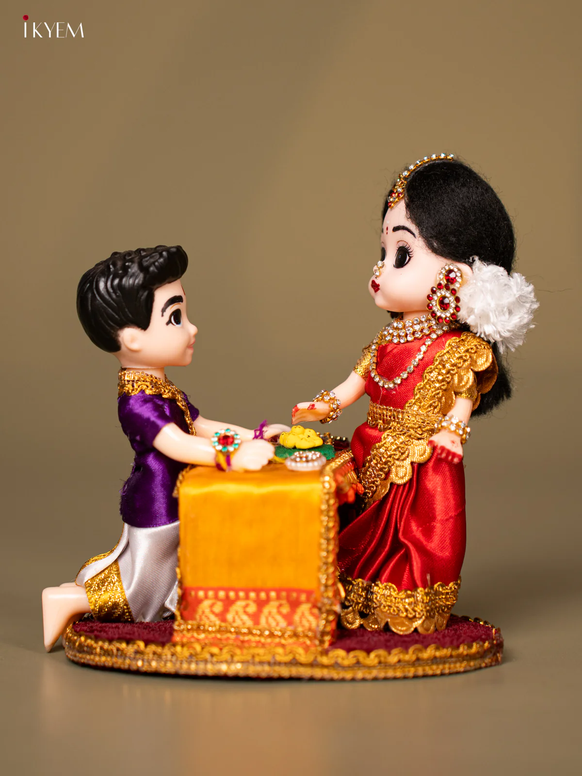 Raksha Bandhan Brother & Sister - Purple with red - KG18129