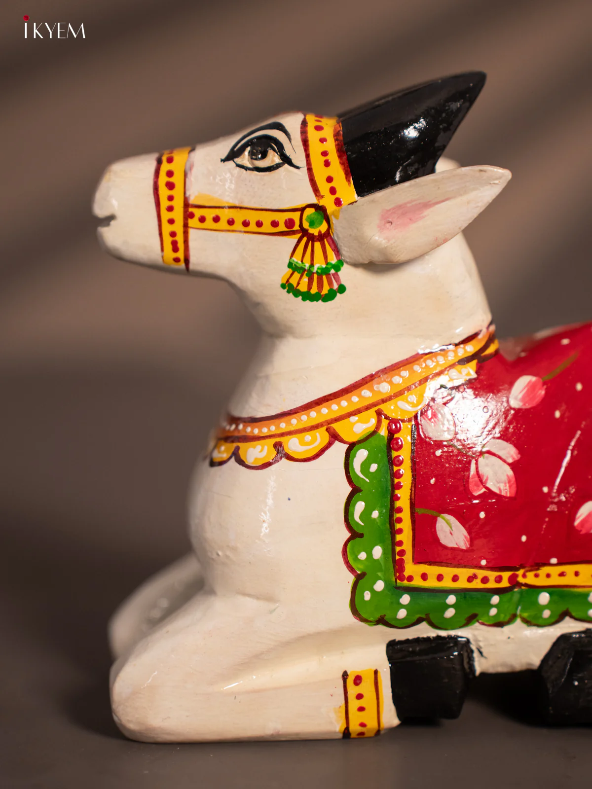 Wooden Craved Nandhi - White - Image 2