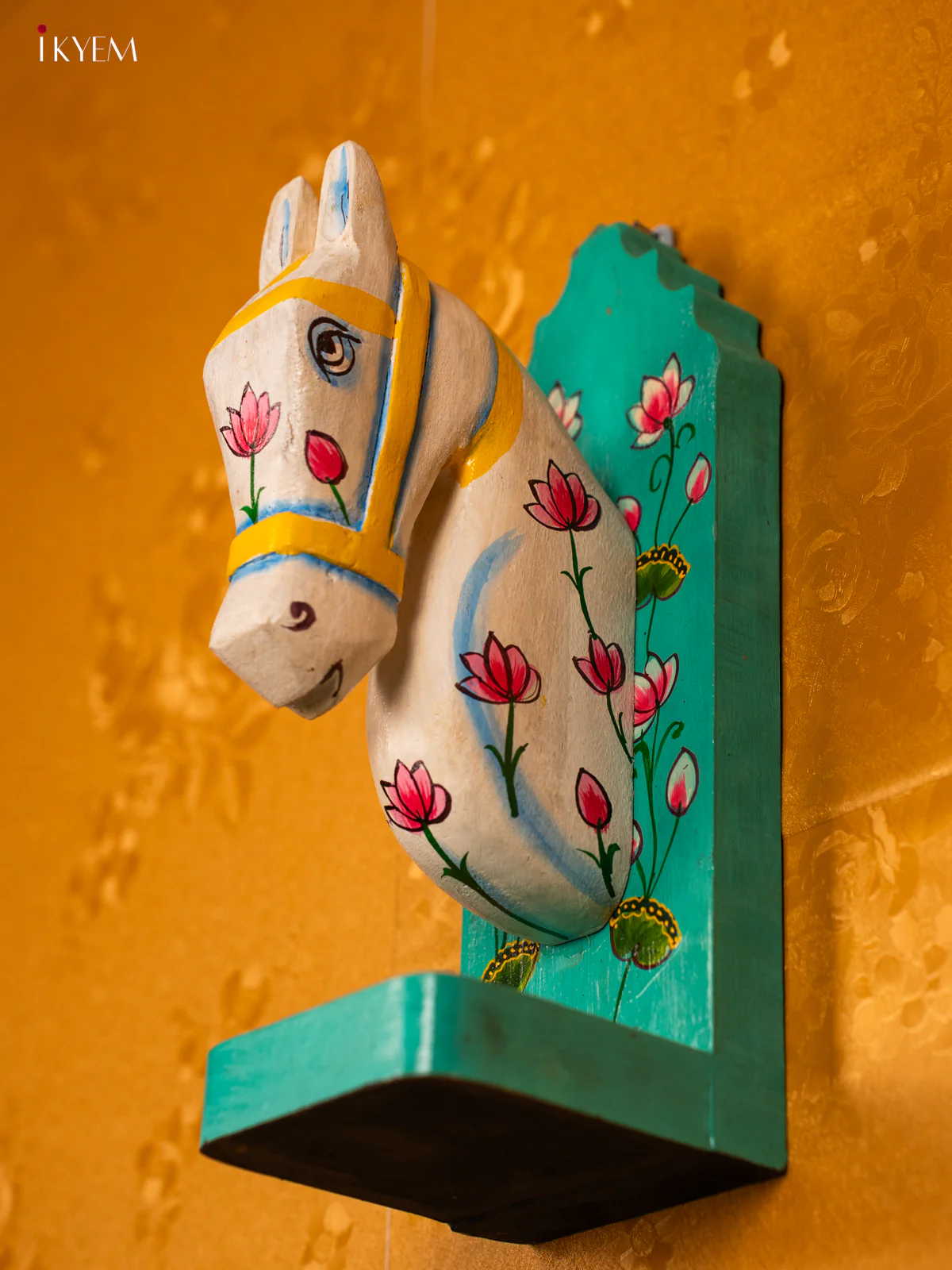 Opulent 12 inch Hand Painted Horse Wooden Wall Hanging In Green - KG31144 - Image 4