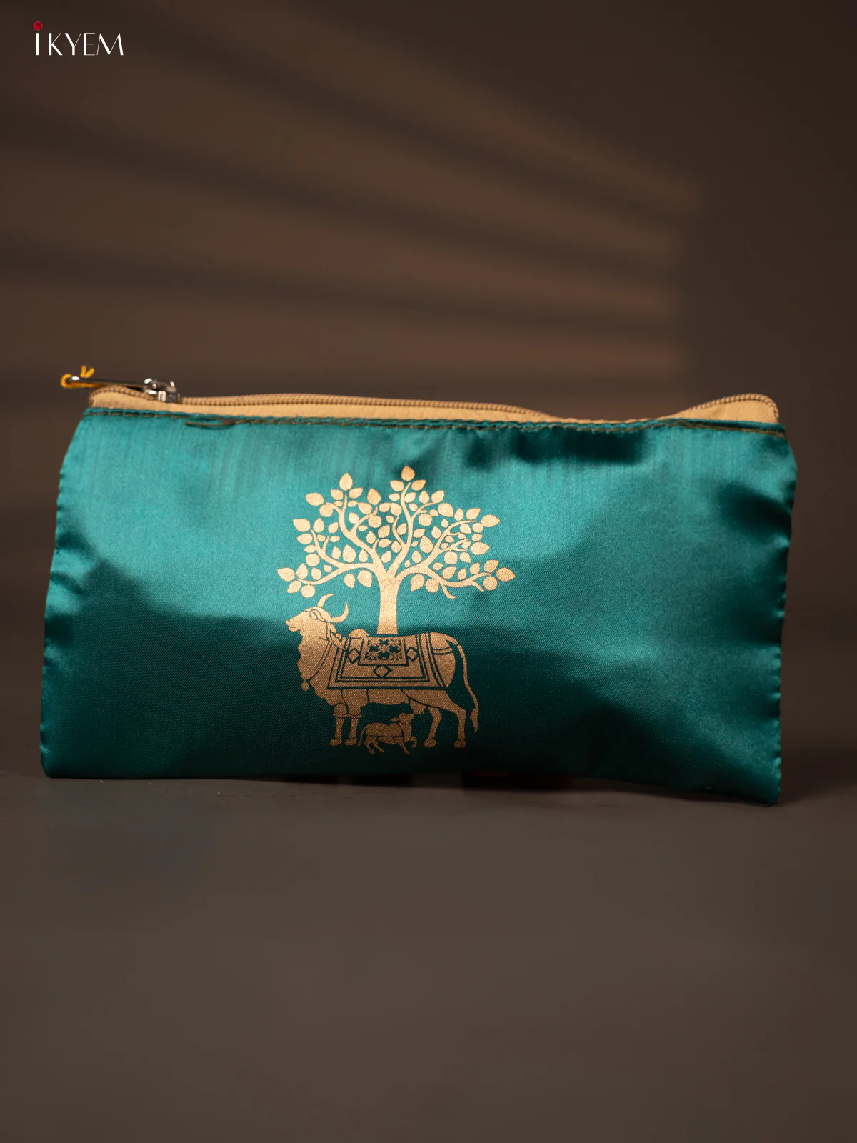 Satin purse Cow & Calf - Green - KH04116