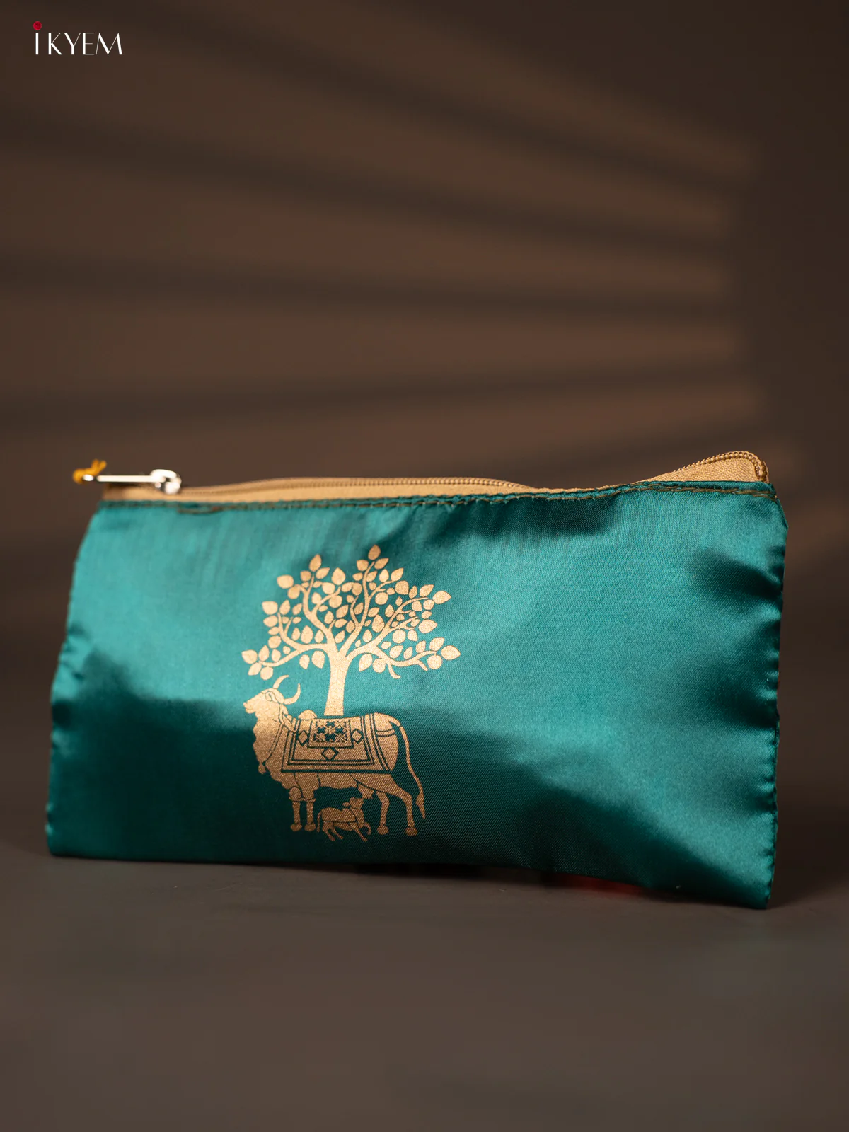 Satin purse Cow & Calf - Green - KH04116 - Image 3