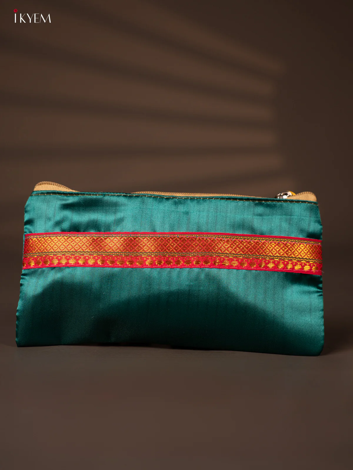 Satin purse Cow & Calf - Green - KH04116 - Image 4