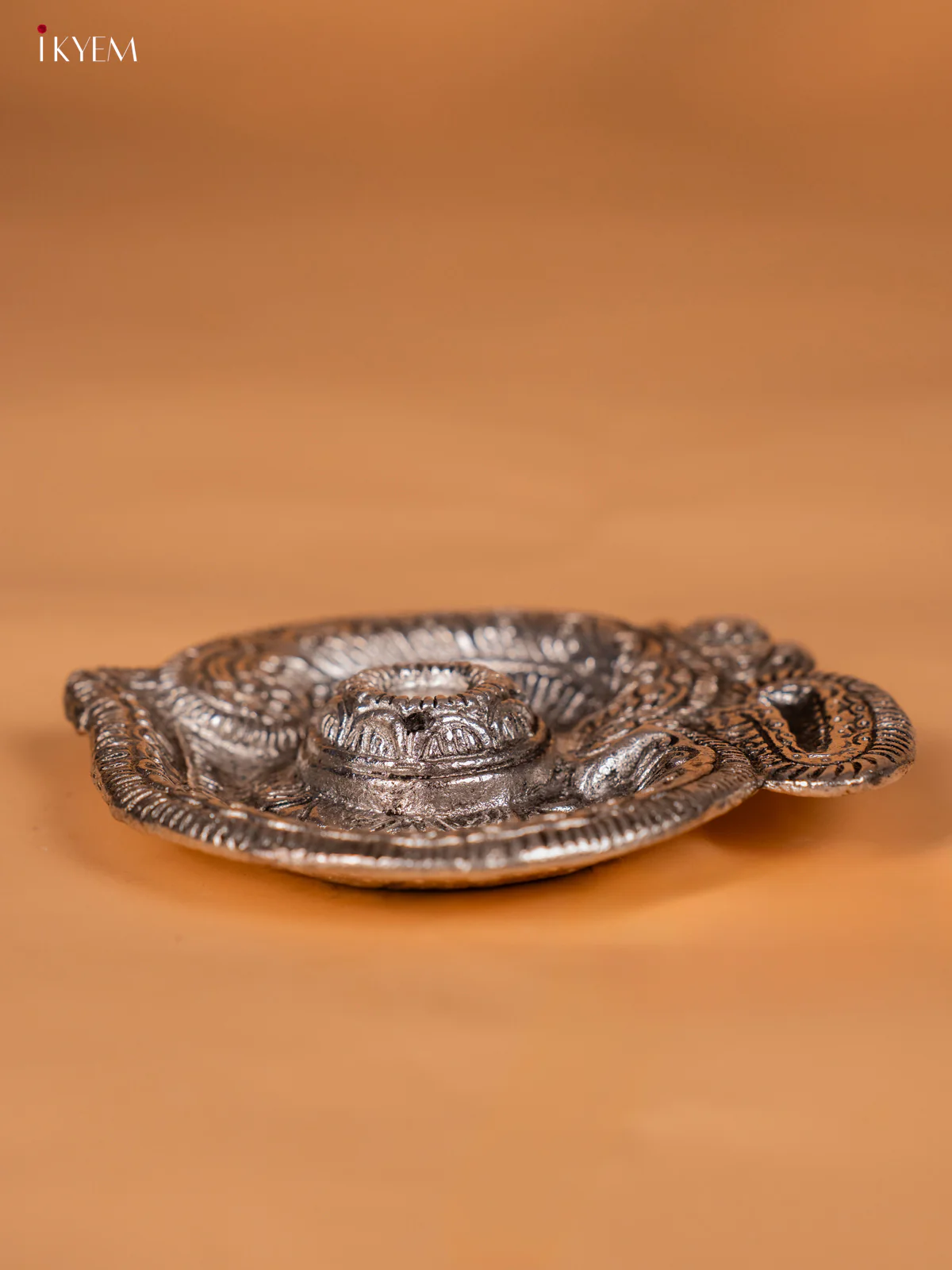 German Silver Om Agarbatti Stand - (4×5) Inches - KH06111 - Image 3