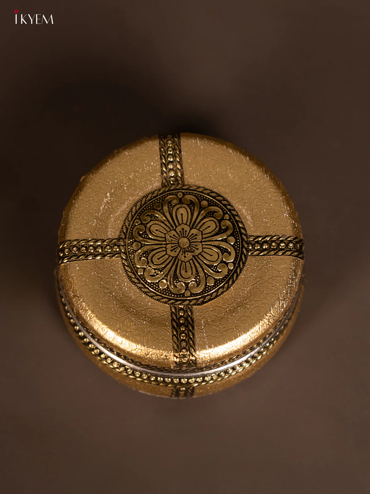 Gold Oxidised Dabba - (4x4) Inch - KH09128 - Image 2