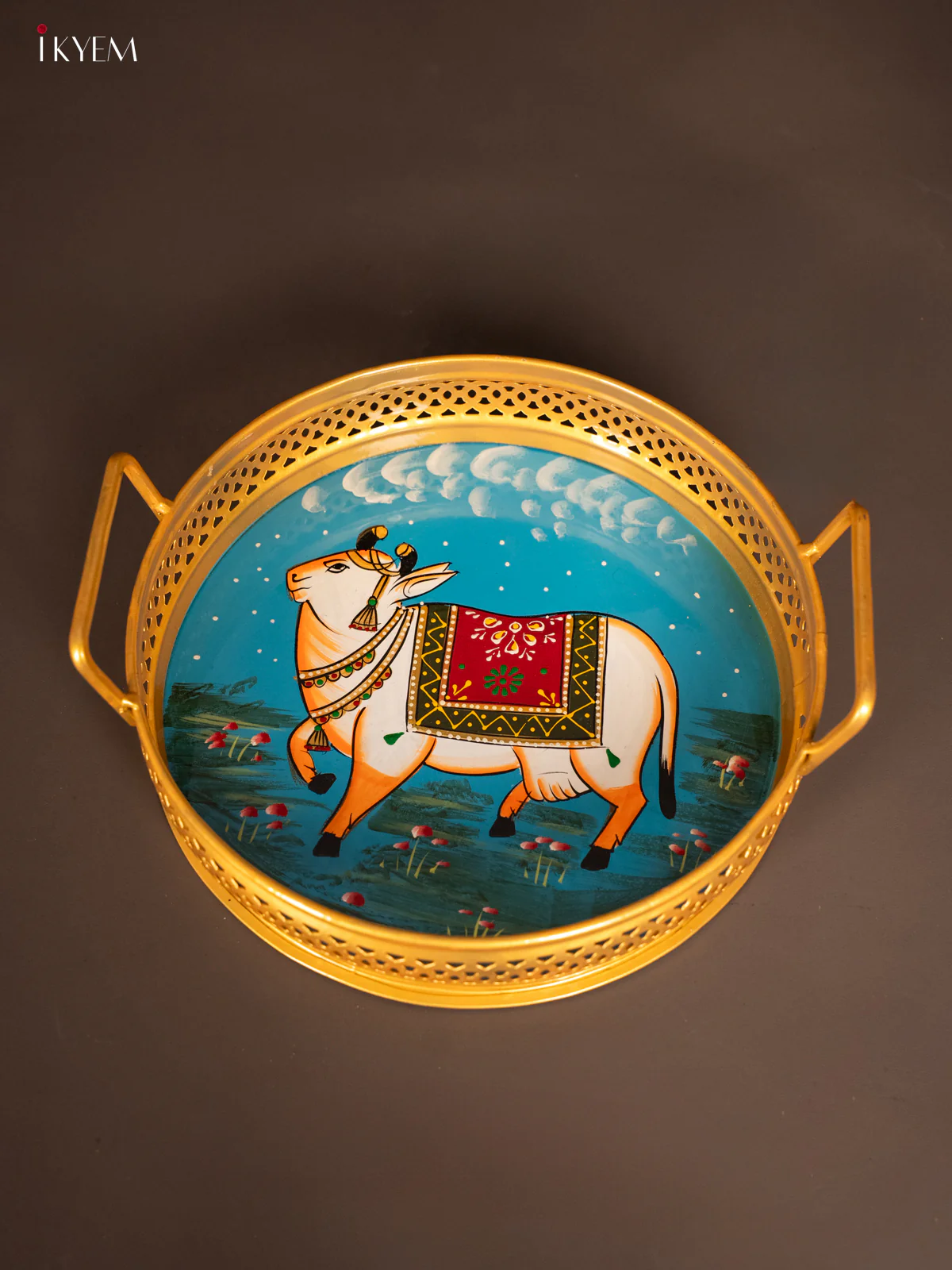 Cow Hand Painted Iron Round Tray - Sky Blue - (10x10) Inch - KH12130 - Image 3