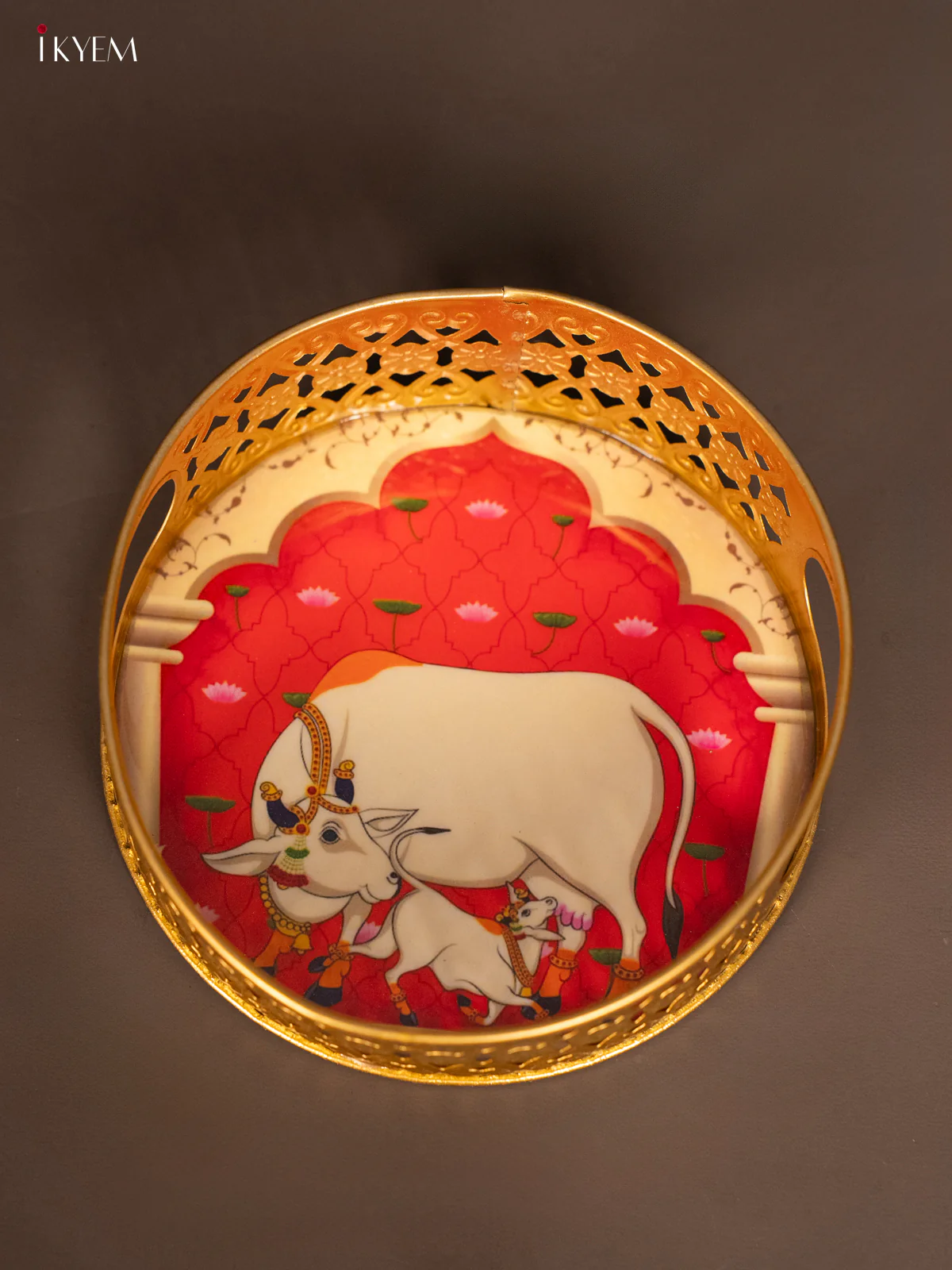 Digital printed Round Metal Tray Cow & Calf - Red - 6 Inches - KH13117 - Image 3