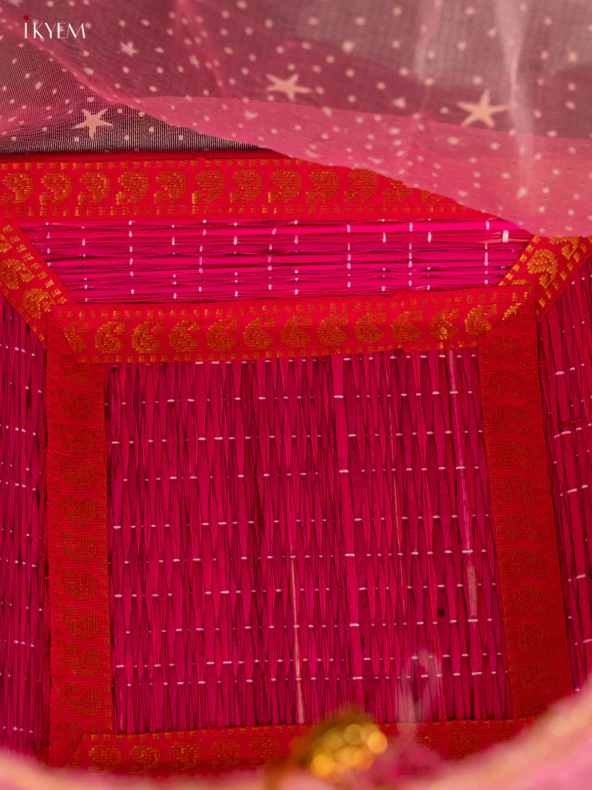 Korai Stackable tray with Net Potli - Pink - KH14146 - Image 4