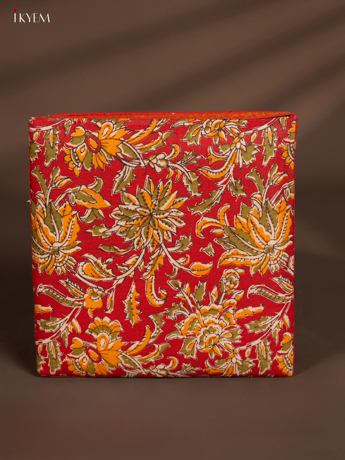 Korai Kalamkari square box - Red - 8*8 Inches - KH14167 - Image 3
