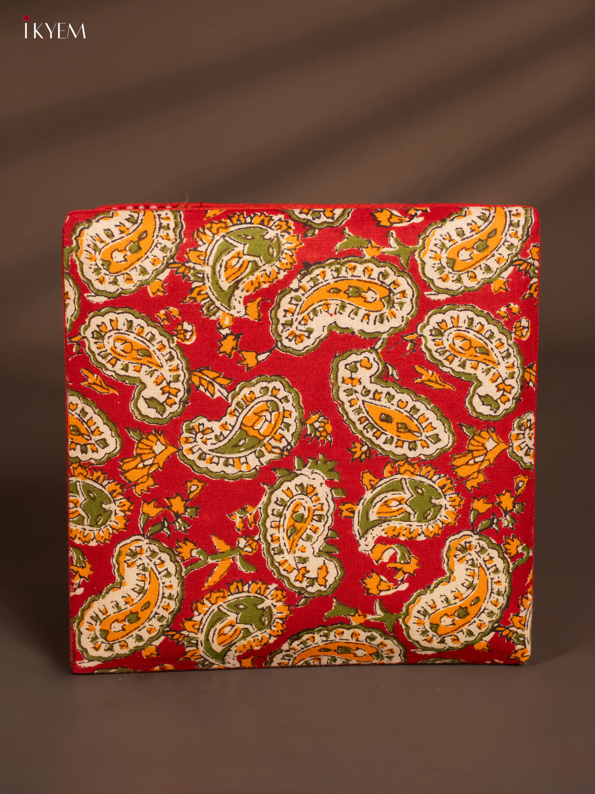 Korai Kalamkari square box - Red - 8*8 Inches - KH14168 - Image 2