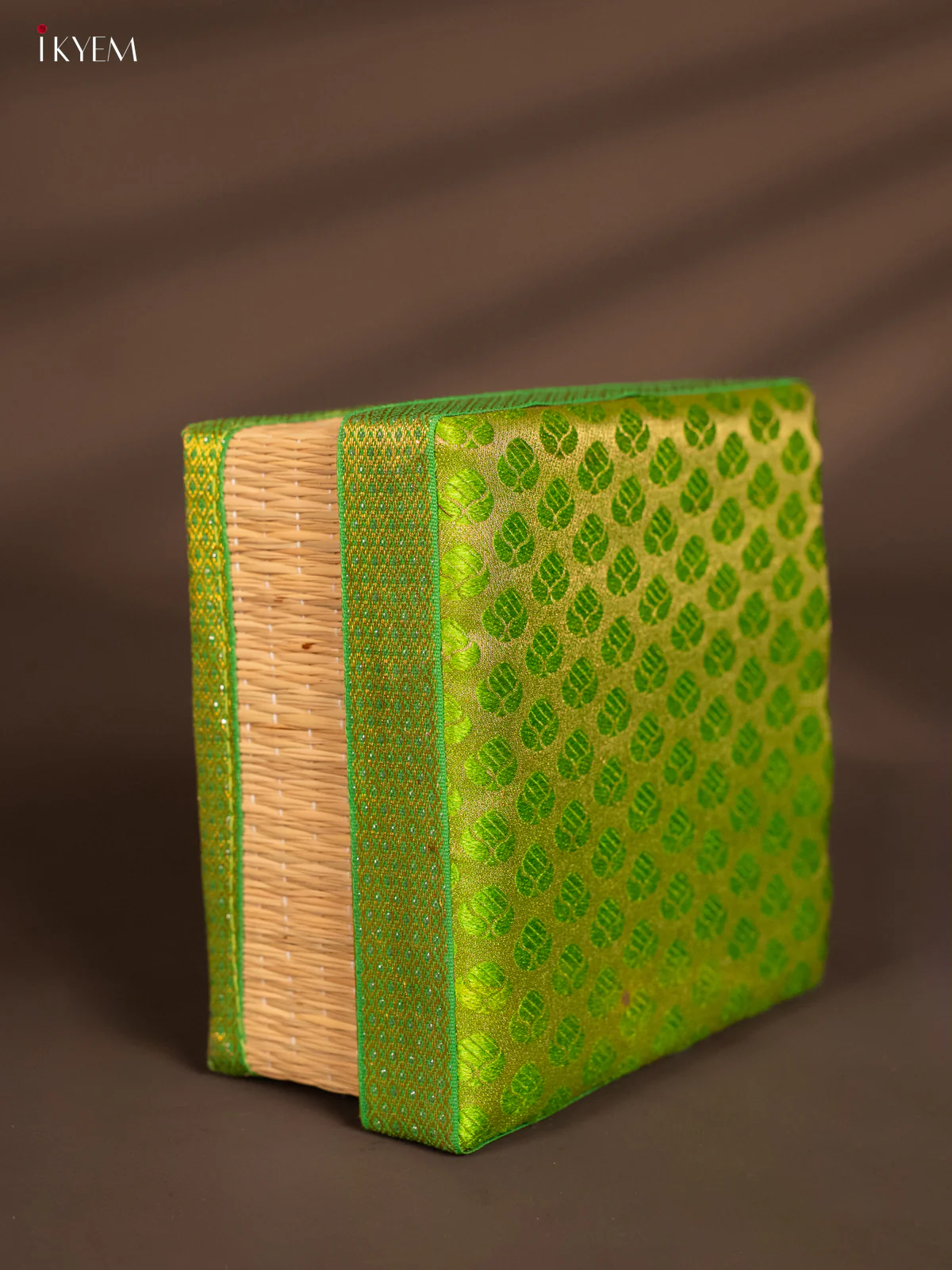 Square Korai Box with Banarasi Fabric Top - Green - KH14186 - Image 3