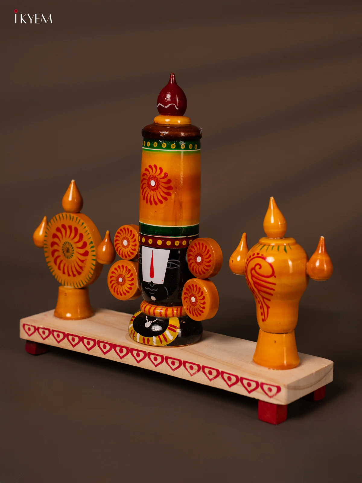 Wooden Kondapalli Hand Painted Lord Balaji Face with Sangu Chakra - KH18137 - Image 3