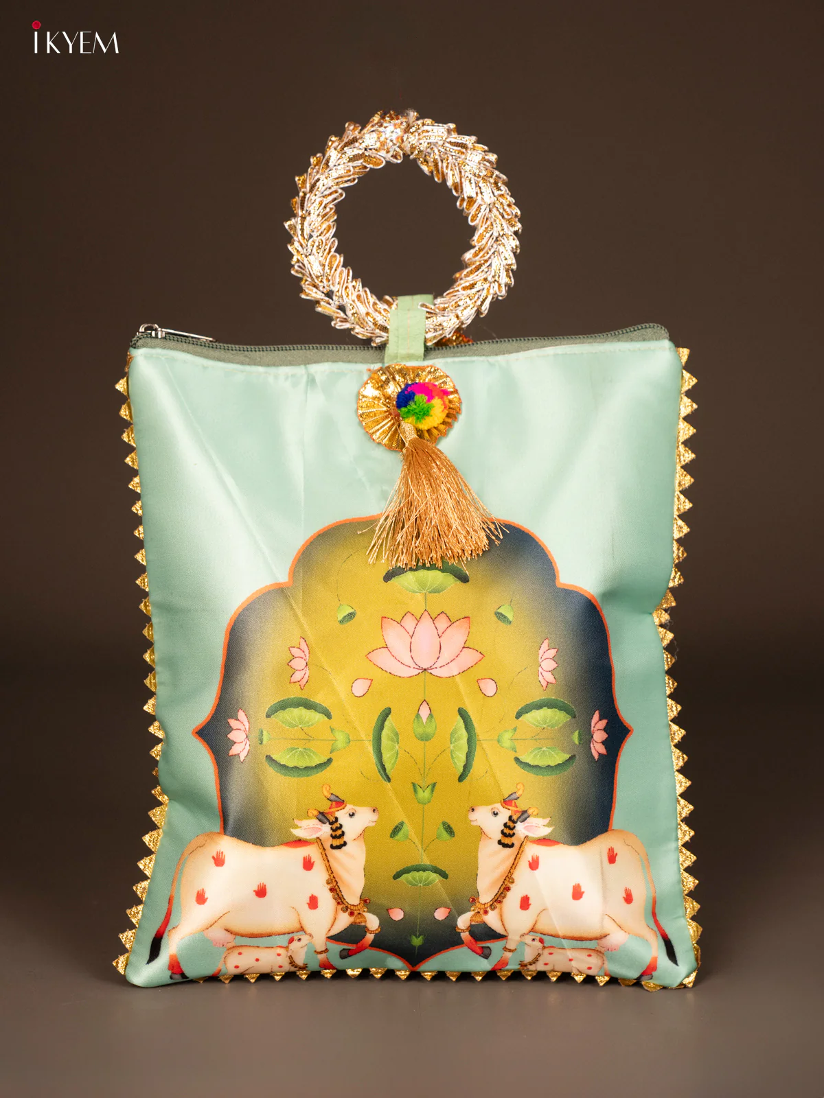 PICHWAI DIGITAL PRINTED GIFT BAG WITH BANGLE HANDLE - GREEN - 10 Inches - KH18147