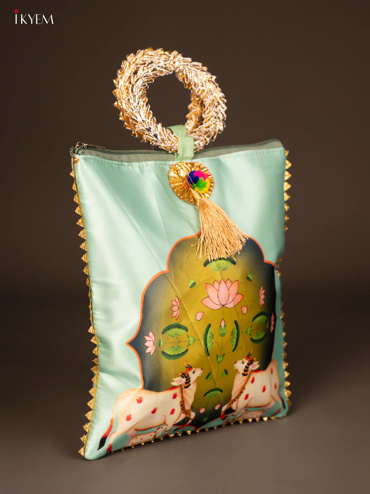 PICHWAI DIGITAL PRINTED GIFT BAG WITH BANGLE HANDLE - GREEN - 10 Inches - KH18147 - Image 3