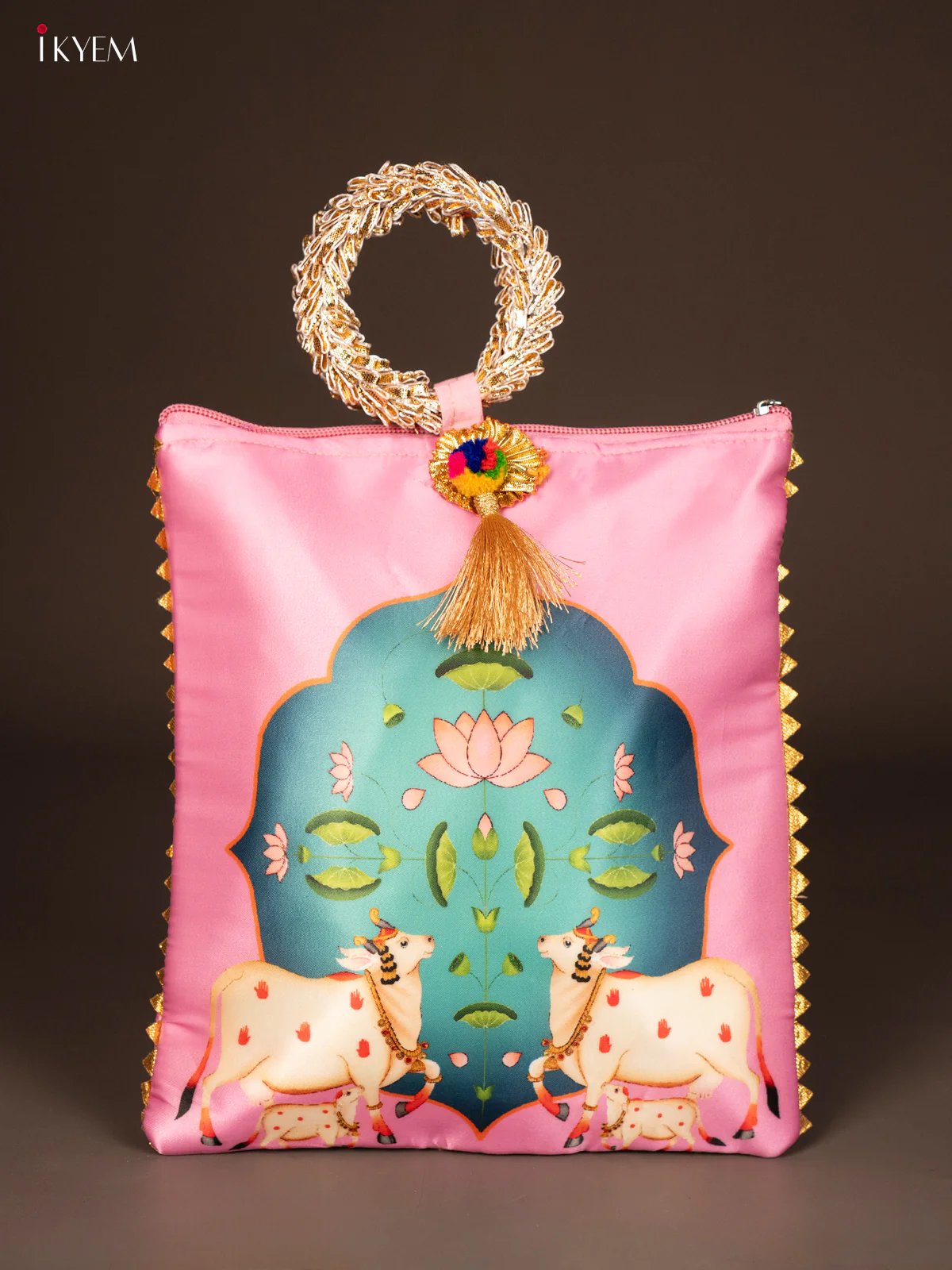 PICHWAI DIGITAL PRINTED GIFT BAG WITH BANGLE HANDLE - BABY PINK- 10 Inches - KH18148