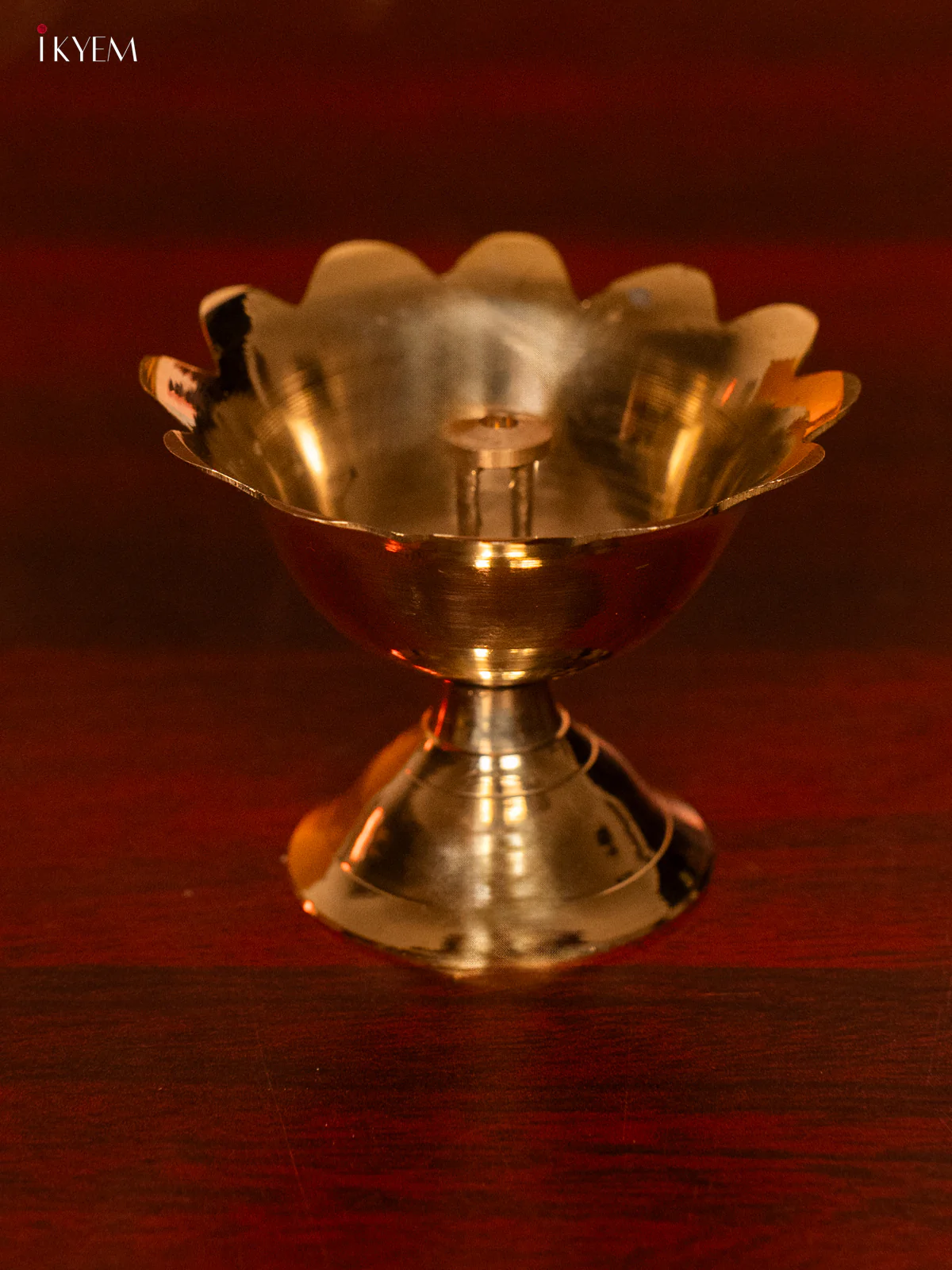 Brass Akhand Diya - 2.2 Inch - KH18199 - Image 3