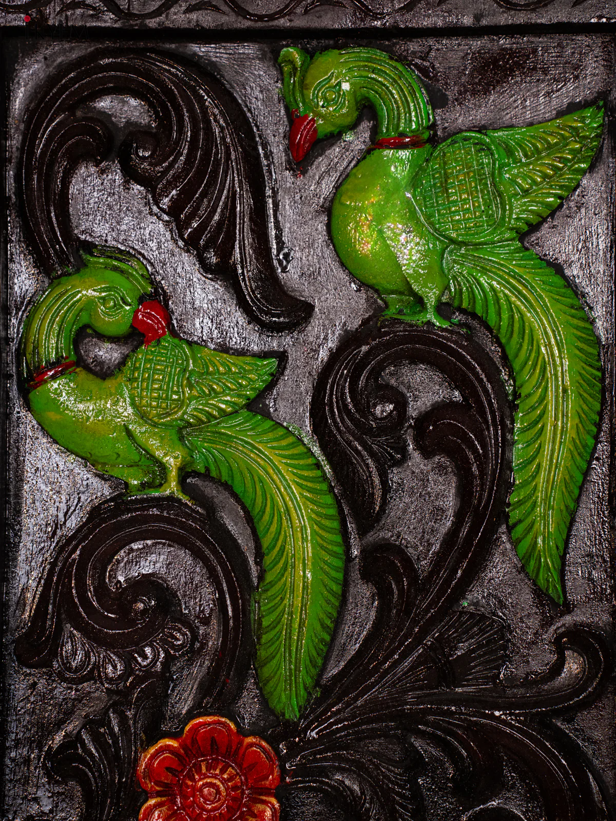 Wooden Hand Carved Painted Ganesha with Parrot Frame - KH30113 - Image 4