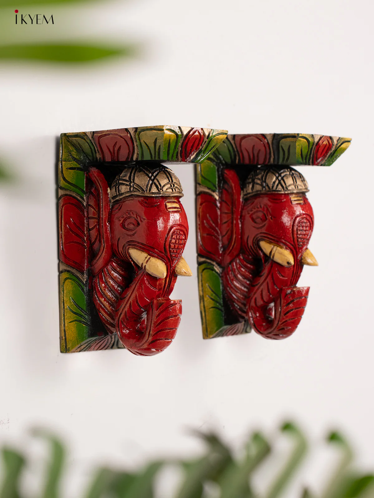 Wooden Hand Carved Painted Elephant Wall Bracket - KH30119 - Image 2