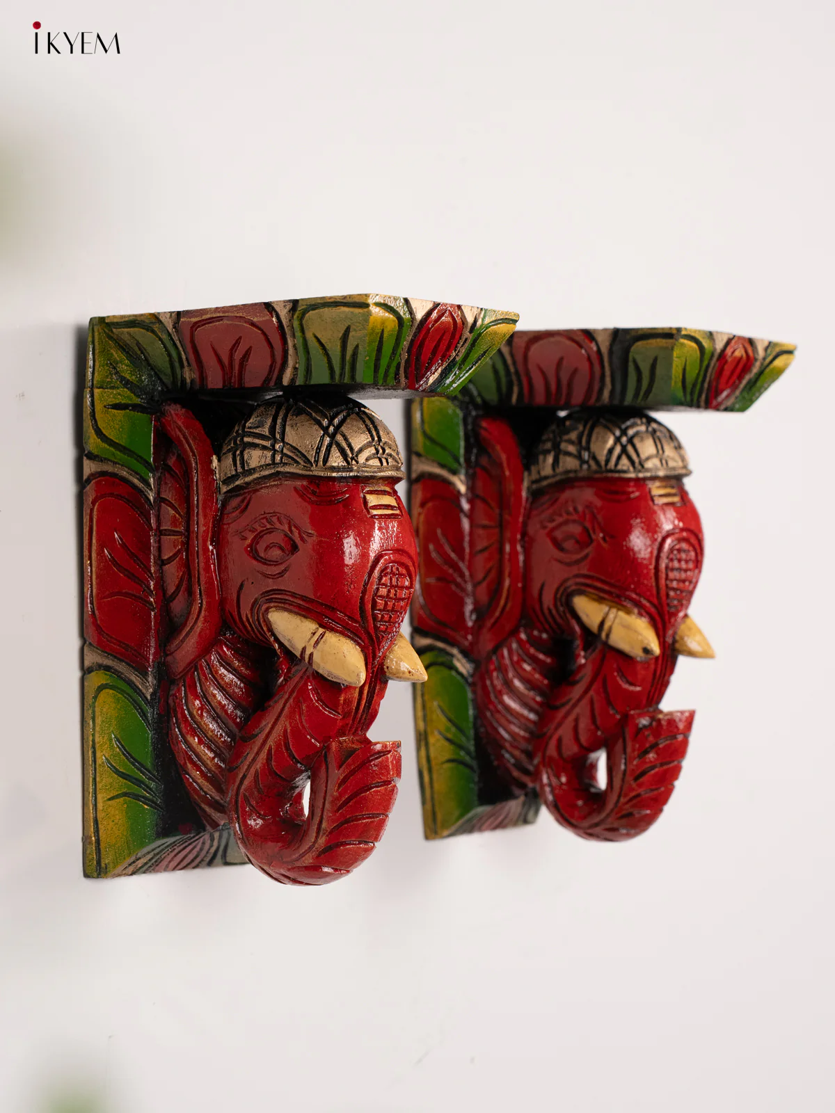 Wooden Hand Carved Painted Elephant Wall Bracket - KH30119 - Image 3