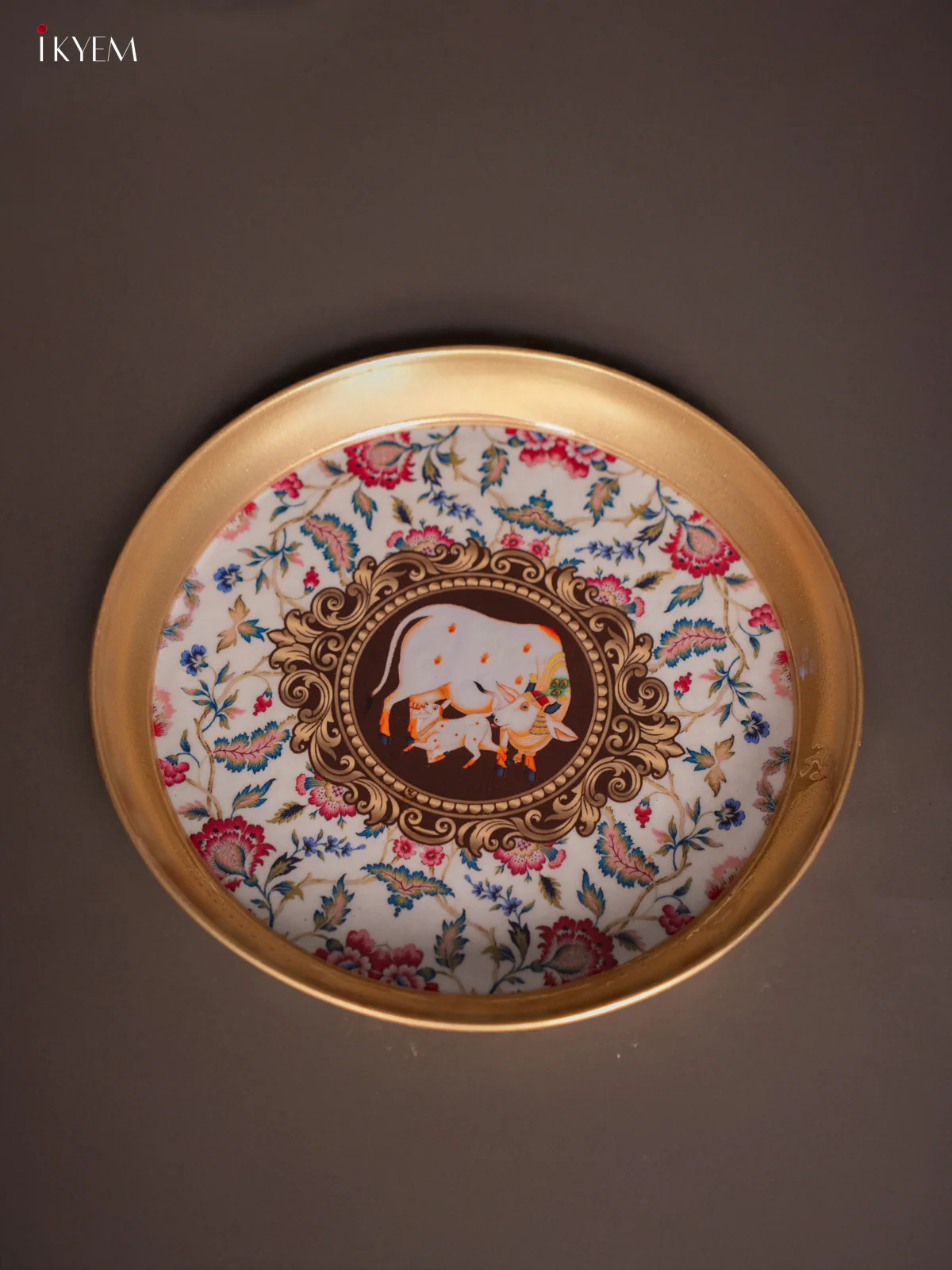 Brass Coated Plate Cow & Calf- White with Dark Brown - 8 Inches - KI06131 - Image 3