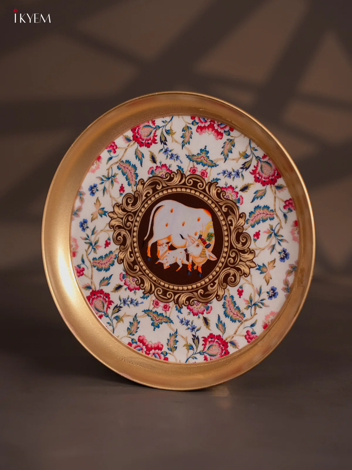 Brass Coated Plate Cow & Calf- White with Dark Brown - 8 Inches - KI06131 - Image 4