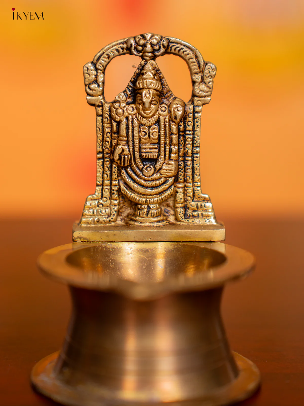 Brass Perumal Diya - 4 Inch - KI07148 - Image 4