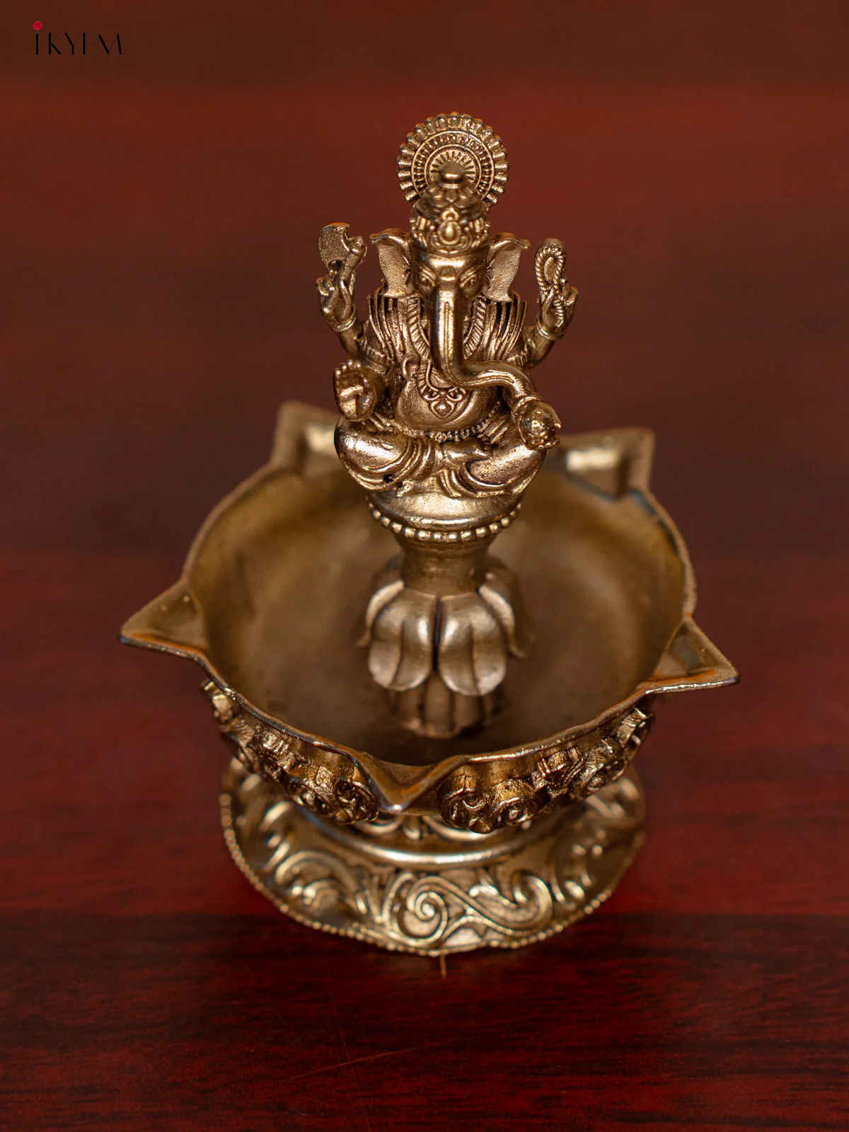 Brass 5-face Ganesha Diya - 4 Inches - KI07173 - Image 3