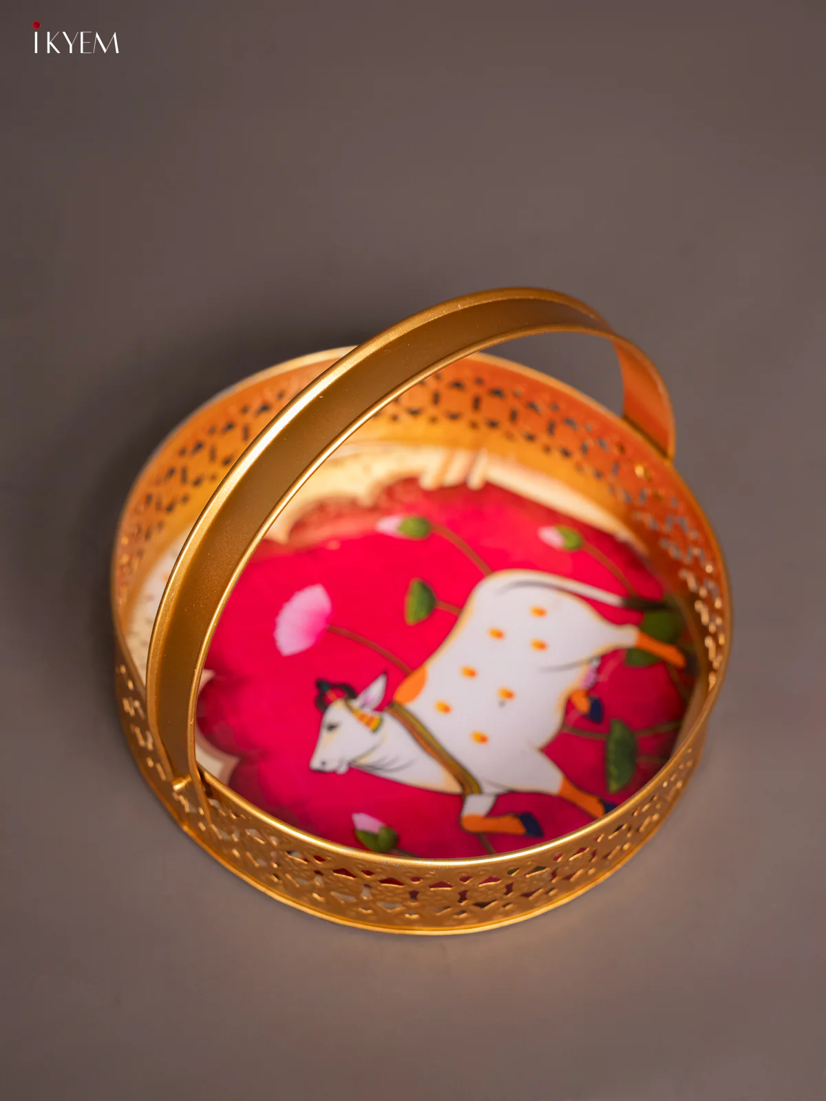 Cow Printed Round Metal tray with handle - Pink 8 Inches - KI07179 - Image 4
