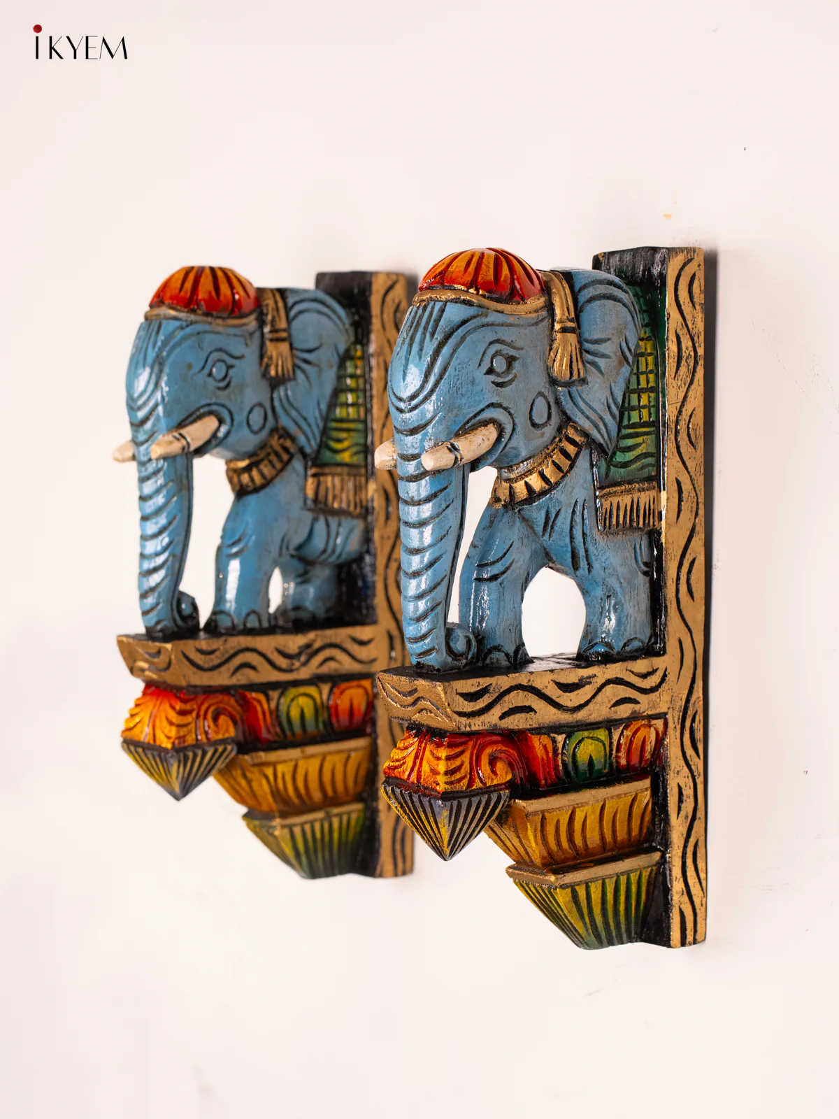 Wooden Hand Painted Elephant Wall Bracket - 11.8 Inches - KI17121 - Image 2