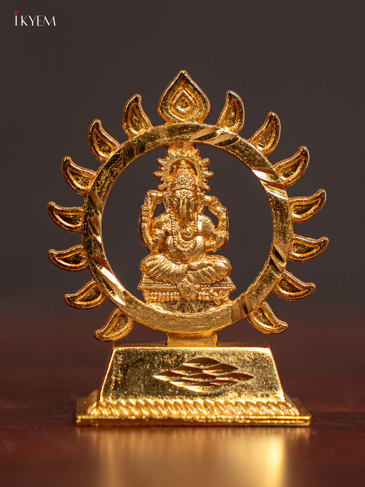 Gold‑Plated Ganesha Idol – 2.5 Inch - KI20149
